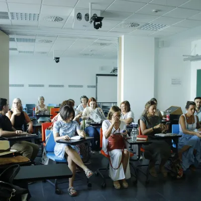 Igualdad y Diversidad centran el primer debate de la candidatura de Ana López